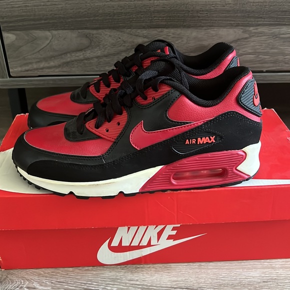 Nike Air Max 90 LTR (GS) - Crimson Gym Red/Gym Red-Black - Size 6.5Y - Picture 4 of 11